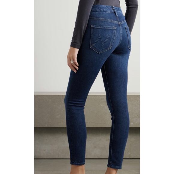 NWT MOTHER High Waisted Looker Ankle Dark Wash Denim Jeans Tongue and Chic Sz 25 - Picture 2 of 7